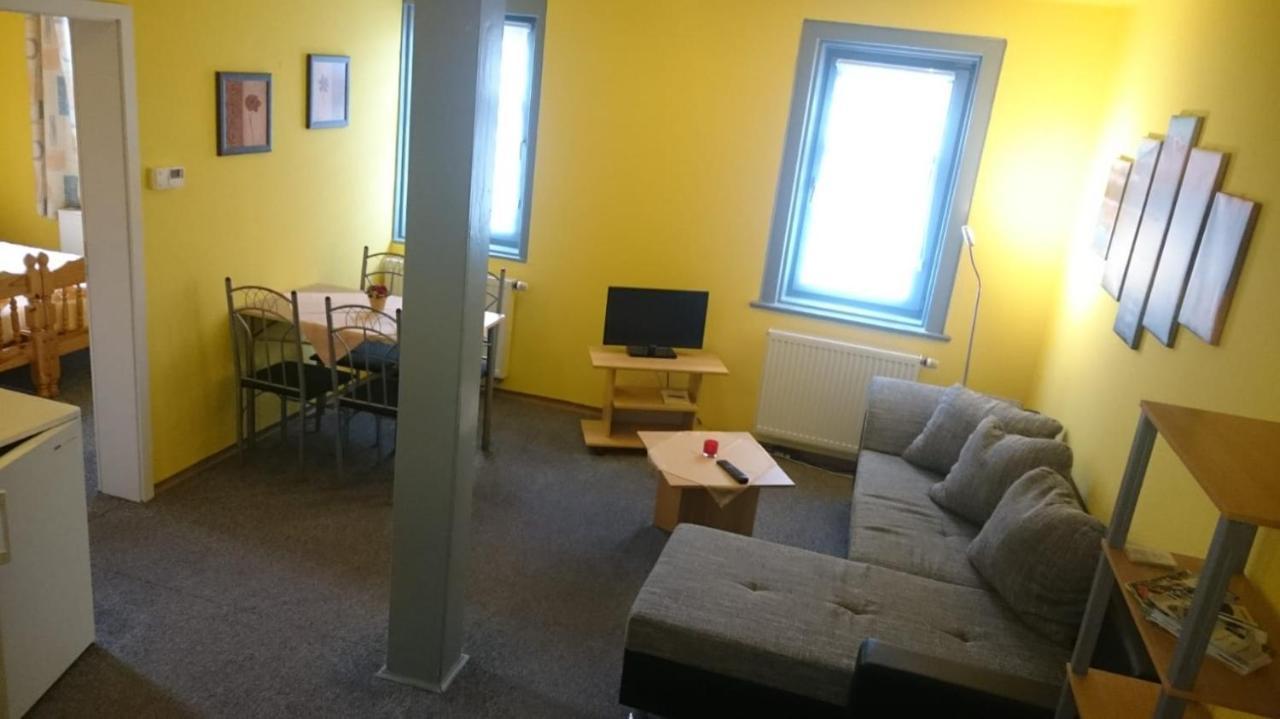 Gaststaette Und Pension Felsenthal Tabarz Dış mekan fotoğraf
